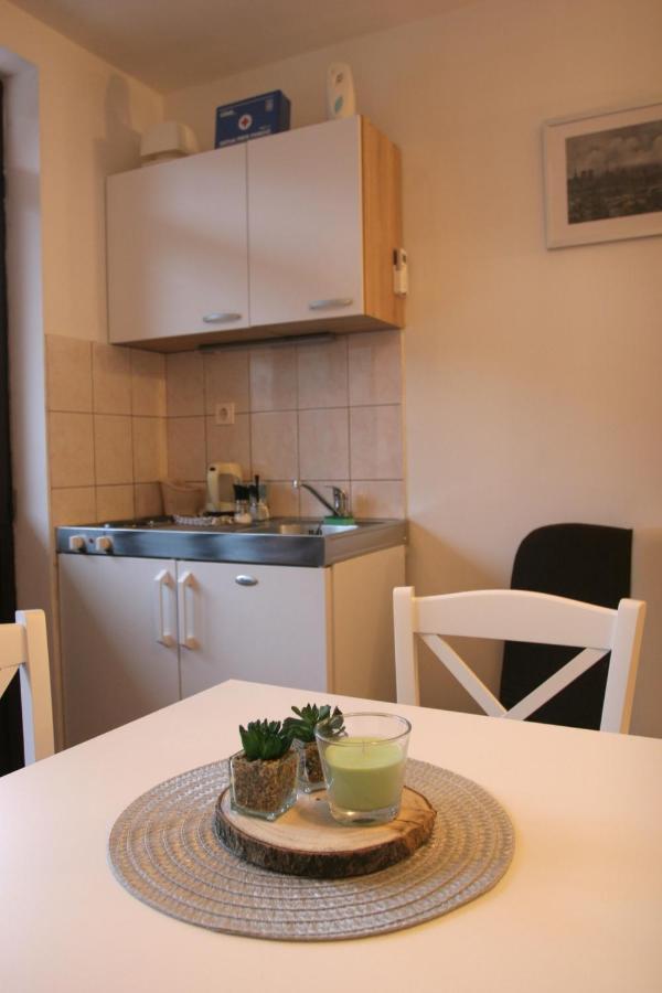 Studio Apartman Maria Čavle Esterno foto