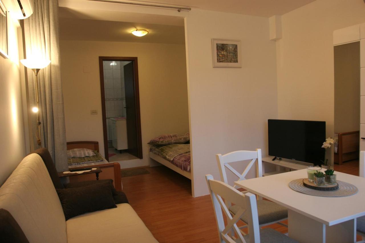 Studio Apartman Maria Čavle Esterno foto